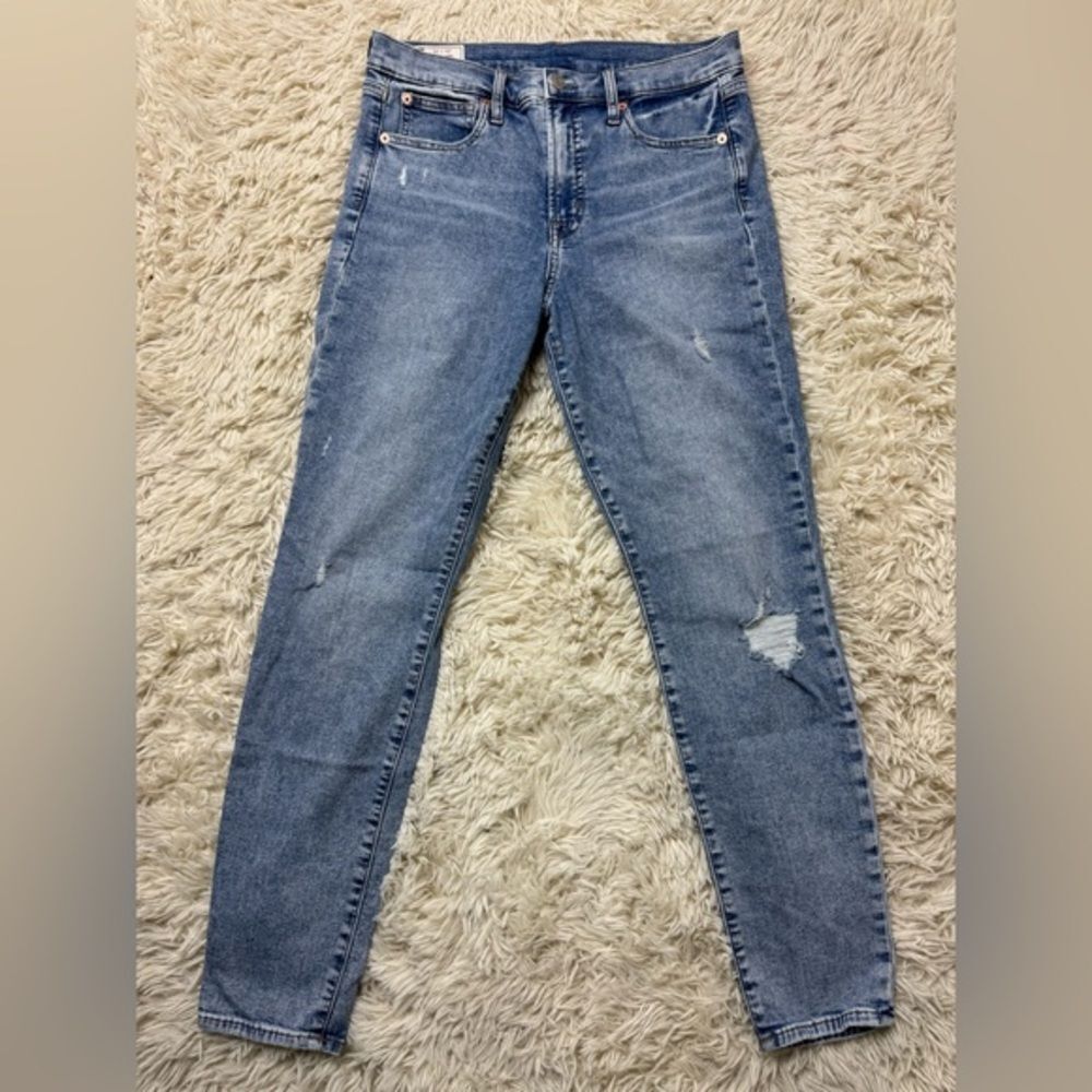 EUC GAP True Skinny High rise Women’s Jeans size 30/10R